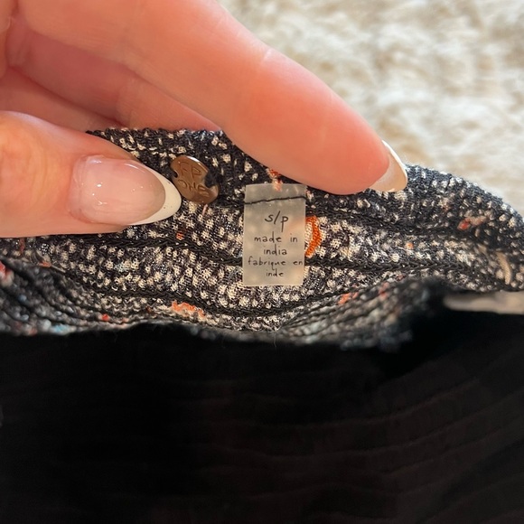 Free People Black and Pink Floral Crop Top - Picture 5 of 5